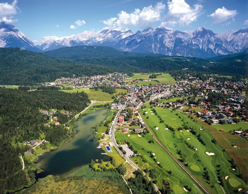 Das Kronen Hotel Seefeld in Tirol Exterior photo